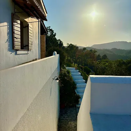 Amadea Villa Keri